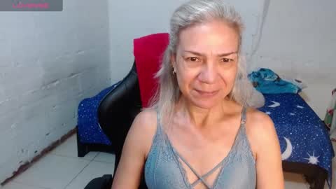 Snapshot of giorgia_xue53 chatting on 12.17.24 Mary online show from 12.17.24
