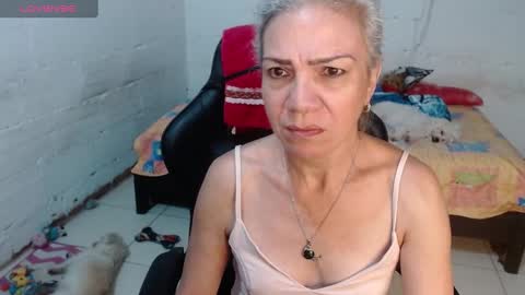 Snapshot of giorgia_xue53 chatting on 12.20.24 Mary online show from 12.20.24