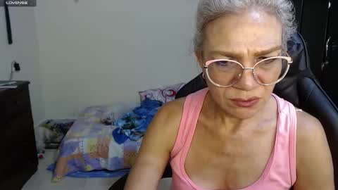 Snapshot of giorgia_xue53 chatting on 02.02.25 Mary online show from 02.02.25