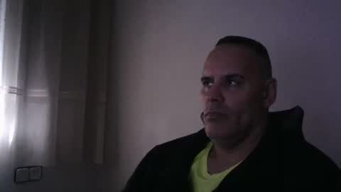 Snapshot of gioshadow chatting on 10.20.25 gioshadow online show from 10.20.25