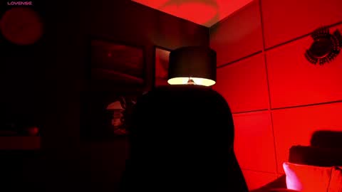 Giovanna  online show from 12.28.24