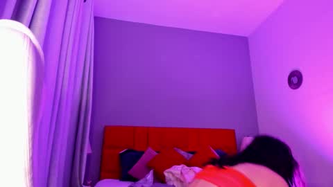 Snapshot of giovanna_oliveira chatting on 02.22.26 Giovanna online show from 02.22.26