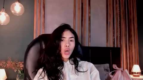 Snapshot of giovanna_oliveira chatting on 02.26.26 Giovanna online show from 02.26.26