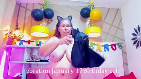 Girl Amada online show from 01.16.25