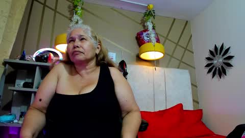 Girl Amada online show from 03.01.25