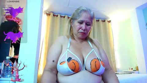 Girl Amada online show from 10.09.25