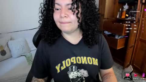 girl_inline online show from 03.01.25