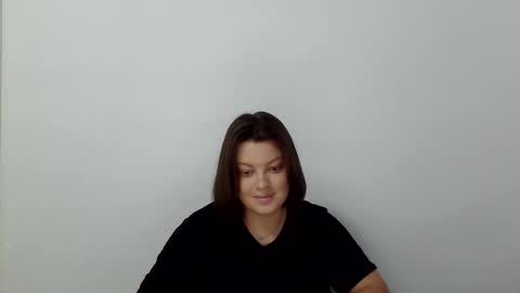 girl_leya online show from 11.25.25