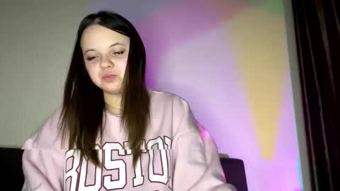 Snapshot of girl_shy07 chatting on 02.08.26 girl_shy07 online show from 02.08.26