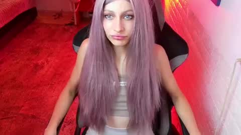 Snapshot of girlfriend_night chatting on 07.24.26 Seniya online show from 07.24.26