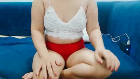Snapshot of girlhanoi chatting on 04.18.26 girlhanoi online show from 04.18.26
