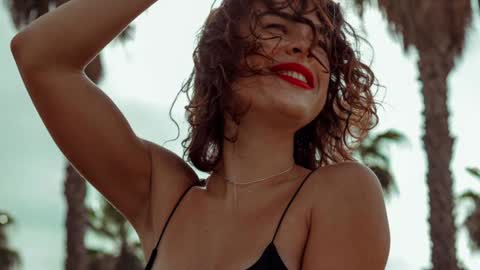 Snapshot of girlnextd00r_ chatting on 12.04.24 Hanna online show from 12.04.24