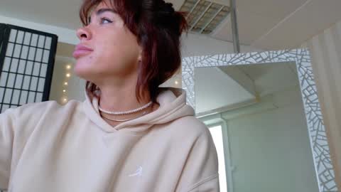 Snapshot of girlnextd00r_ chatting on 03.07.25 Hanna online show from 03.07.25