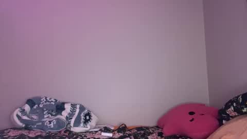Snapshot of girlofurdreamsxxxxox chatting on 11.30.25 Camille online show from 11.30.25