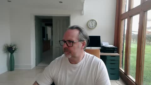 Snapshot of girlsandbikes chatting on 01.23.25 girlsandbikes online show from 01.23.25