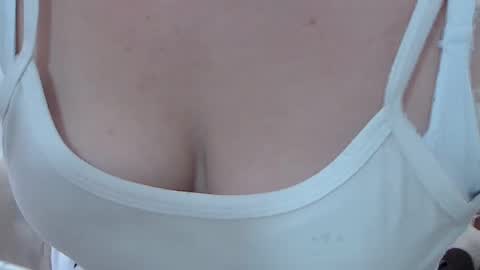 Victoria online show from 11.04.25