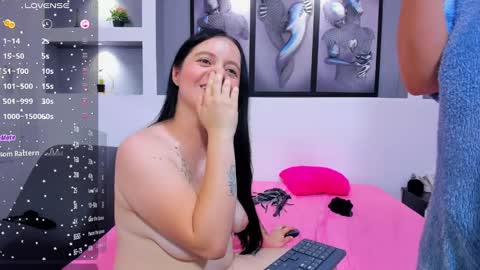 Snapshot of girsl_hot chatting on 03.02.25 Violeta y Samantha online show from 03.02.25