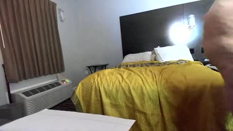 Snapshot of girthmason chatting on 12.07.24 Girth online show from 12.07.24