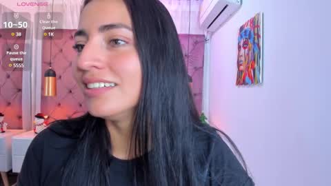 Snapshot of gisela_rodriguez chatting on 12.14.24 GISELA online show from 12.14.24