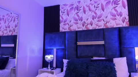     online show from 03.01.25