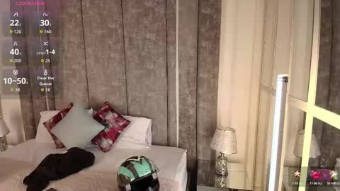     online show from 09.17.25