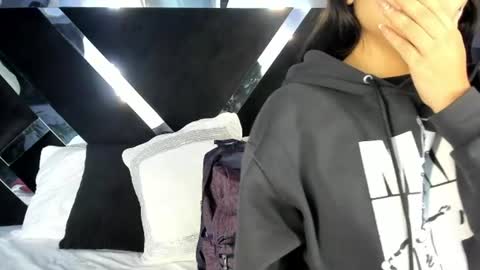 Snapshot of giselamaru chatting on 06.22.26 online show from 06.22.26