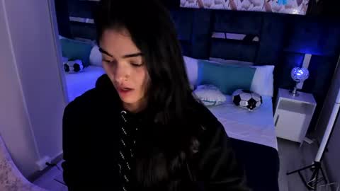 Snapshot of giselamaru chatting on 07.14.26 online show from 07.14.26