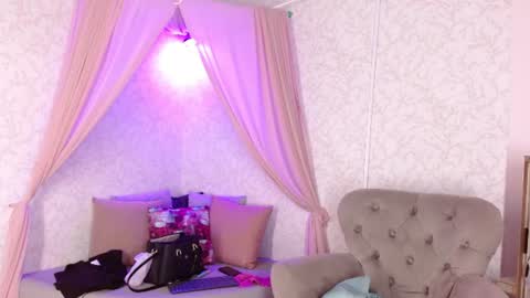 Snapshot of giselamaru chatting on 08.03.26 online show from 08.03.26