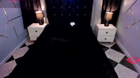  Kylie  online show from 02.04.25