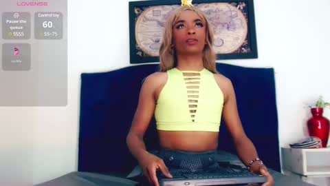 Gisel online show from 01.06.25