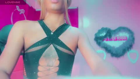 Gisel online show from 01.19.25