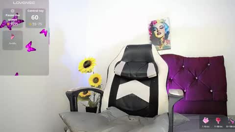 Snapshot of gisele_fox chatting on 03.07.26 Gisel online show from 03.07.26