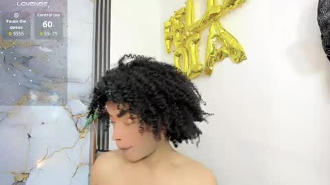 Snapshot of gisele_fox chatting on 04.01.26 Gisel online show from 04.01.26