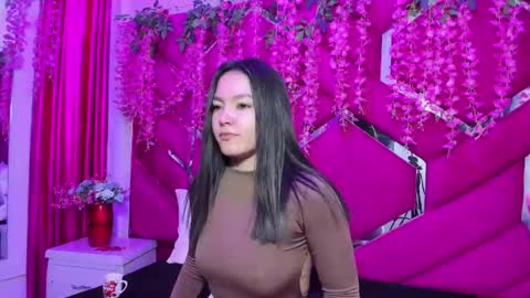Snapshot of gisell_squirt chatting on 04.18.26 gisell_squirt online show from 04.18.26