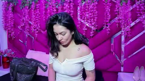 Snapshot of gisell_squirt chatting on 04.21.26 gisell_squirt online show from 04.21.26