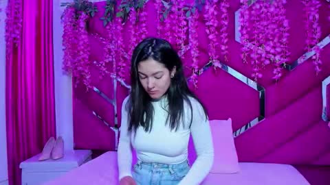 Snapshot of gisell_squirt chatting on 04.22.26 gisell_squirt online show from 04.22.26