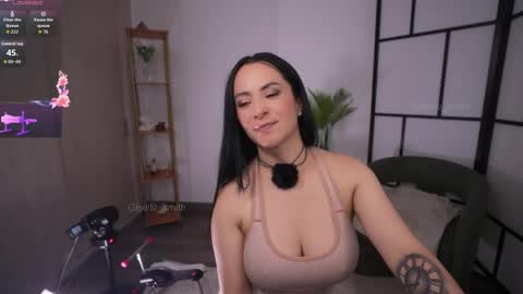 Giselle online show from 04.03.26