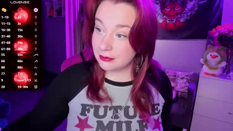 AlexaMillis online show from 10.08.25