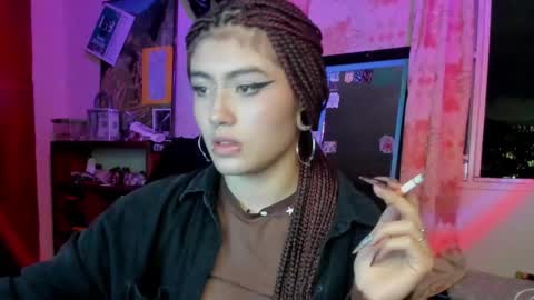 Giulietta online show from 12.17.24