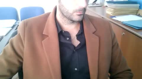 giuseppevai1 online show from 10.25.25