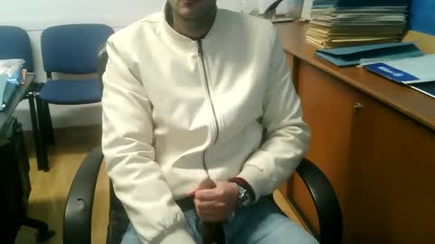 giuseppevai1 online show from 11.22.25