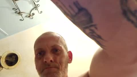 gixxer8282 online show from 12.25.24