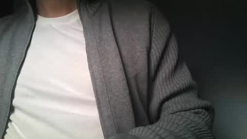 Snapshot of gjustaguym chatting on 01.01.25 gjustaguym online show from 01.01.25