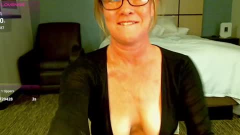 Gwendolyn online show from 12.12.24