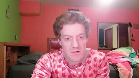 Snapshot of glamtransgoddess15 chatting on 11.05.25 glam trans goddess online show from 11.05.25