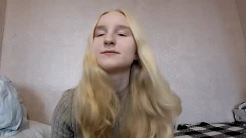 Snapshot of glennabeem chatting on 04.01.26 Laura online show from 04.01.26