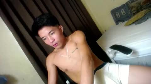 glenndou_daxs online show from 10.04.25