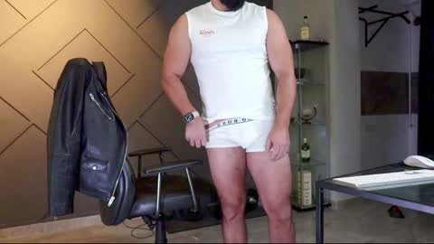 Matthew .. for short call me Matt online show from 01.12.25