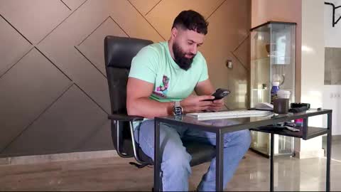 Matthew .. for short call me Matt online show from 02.14.25