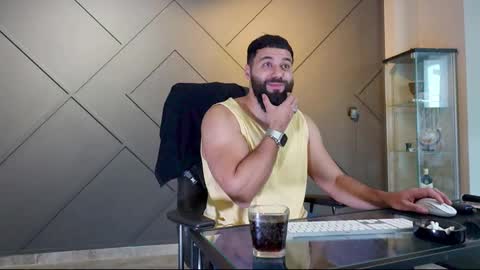 Matthew .. for short call me Matt online show from 02.25.25